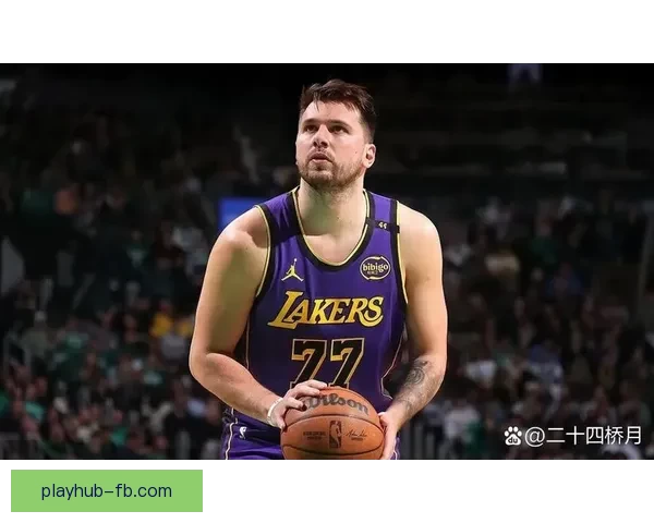 雷迪克称会申诉东契奇技犯并看好布朗尼未来发展潜力